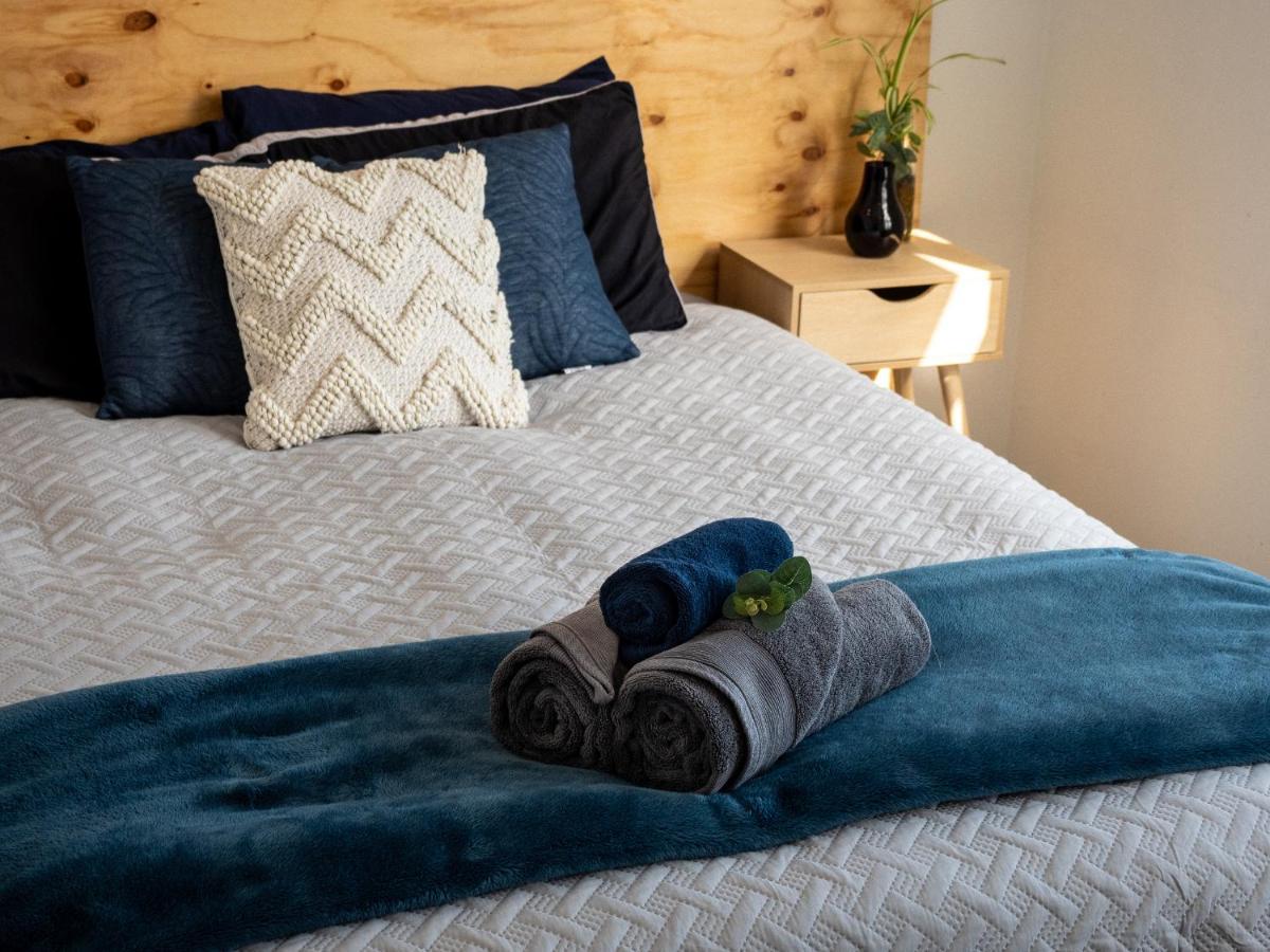 Surf N Stay Whangamata Luaran gambar
