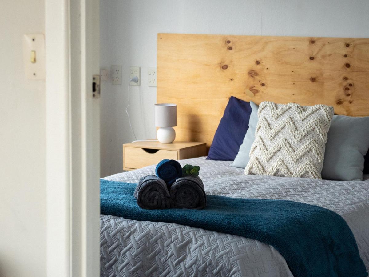 Surf N Stay Whangamata Luaran gambar