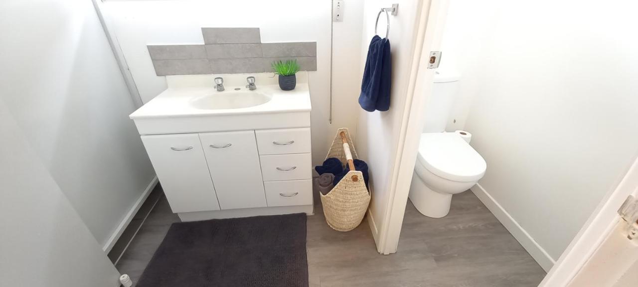 Surf N Stay Whangamata Luaran gambar