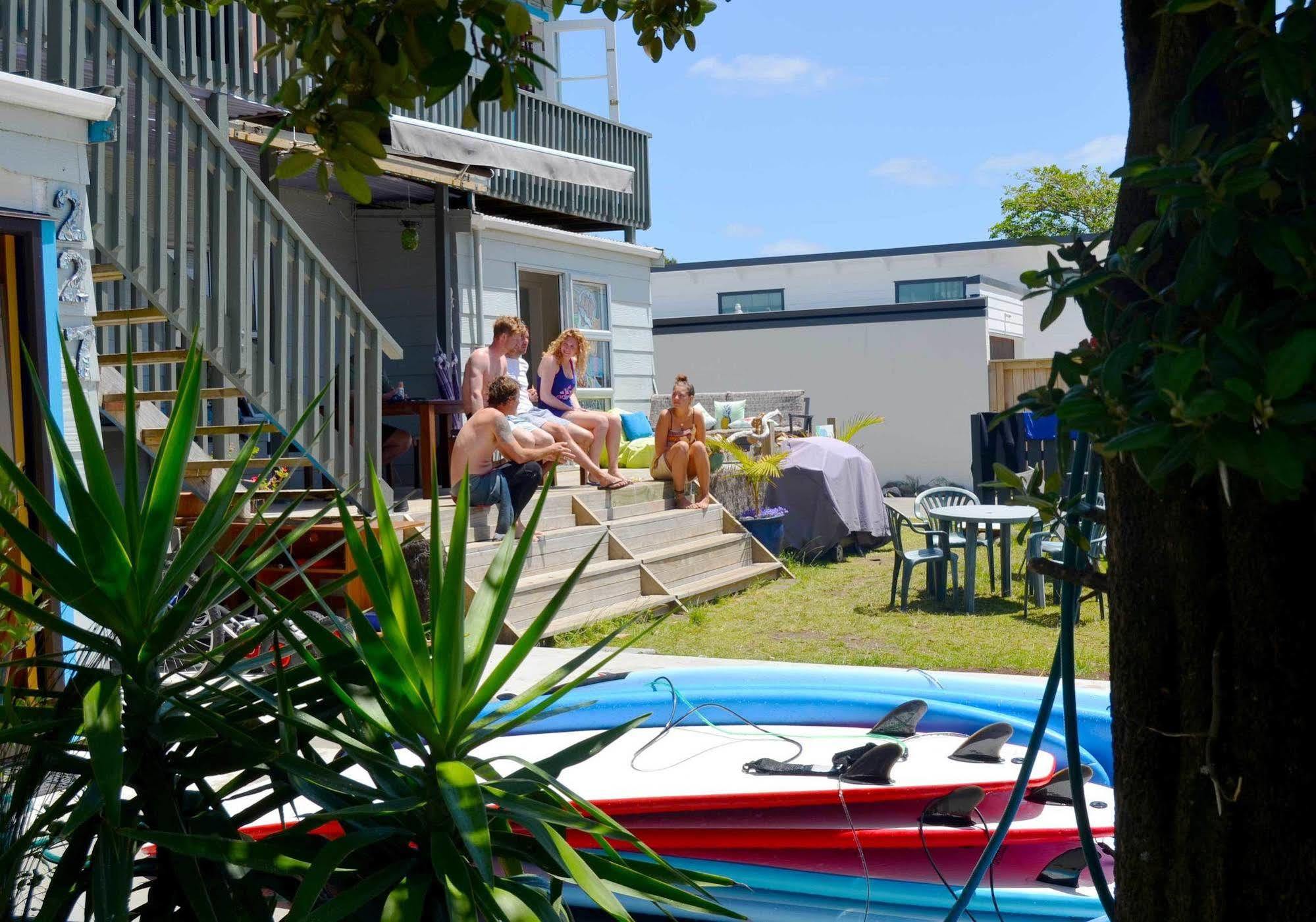 Surf N Stay Whangamata Luaran gambar