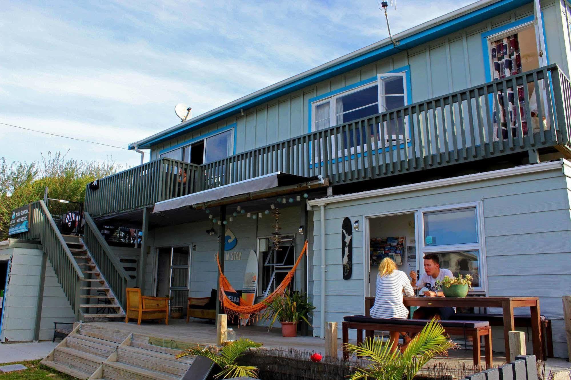Surf N Stay Whangamata Luaran gambar
